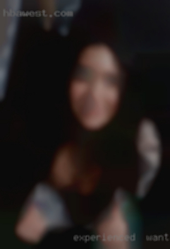 Experienced,  fun, knows wants 3some ads what they want.