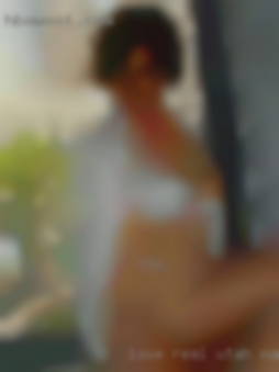Love real Utah named Kimberly Brandon curves  and luscious lips.